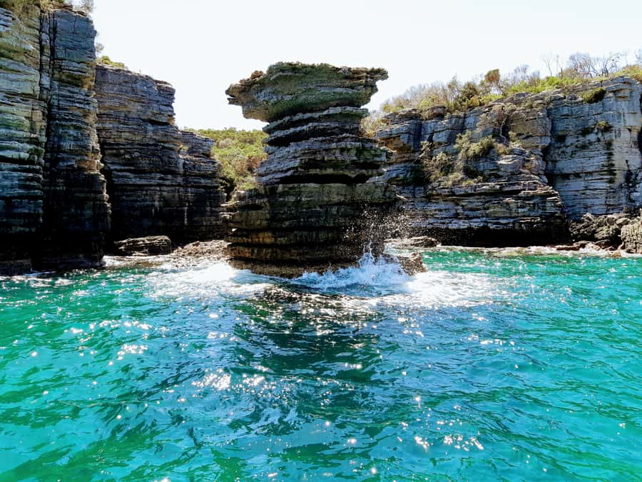 Jervis Bay: 2-Hour Cruise of Jervis Bay Passage - Point Perpendicular: tall cliffs that look even taller from offshore