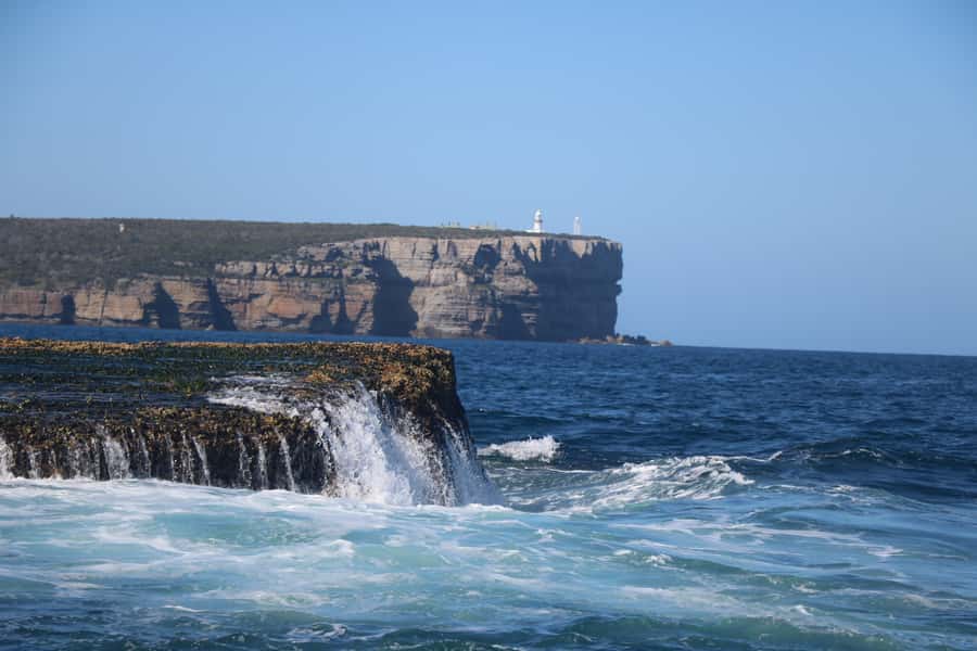 Jervis Bay: 2-Hour Cruise of Jervis Bay Passage - Portside Cafe in Huskisson: getting on board without stress