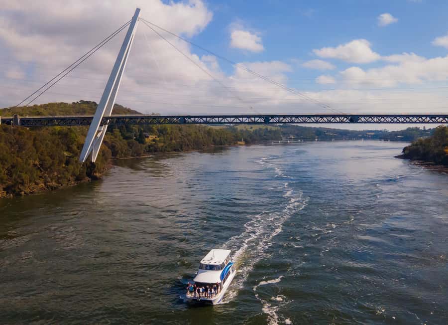 Launceston: 4-Hour Batman Bridge Luncheon Cruise - From Home Point to Batman Bridge, what the 4 hours feels like