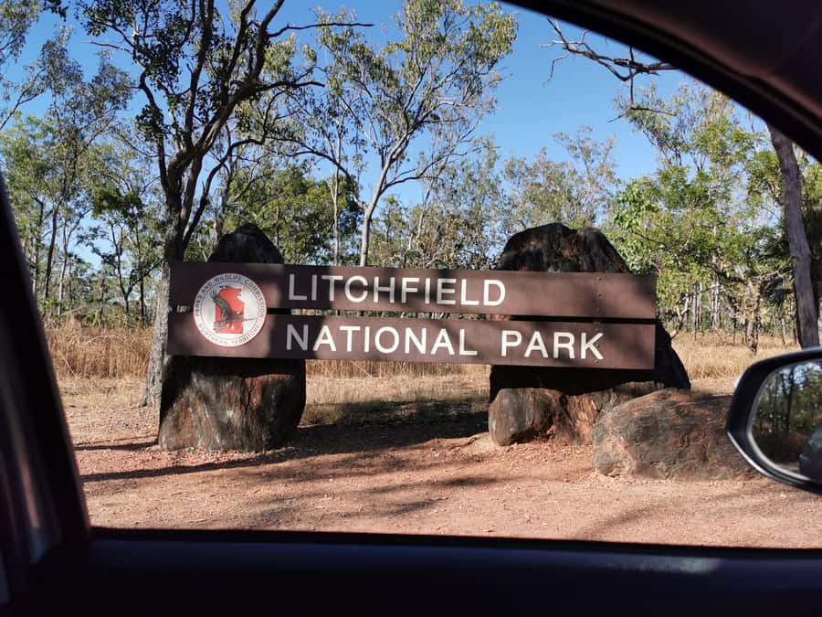 Litchfield & Berry Springs, Premium tour, 10 guests & lunch - Florence Falls: Monsoon Forest walking plus a swim you can time right