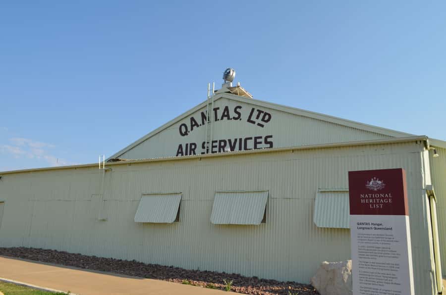 Longreach: Qantas Founders Museum First Class Experience - The 747 flight deck and wing walk: 900+ controls and a harnessed moment you do not forget
