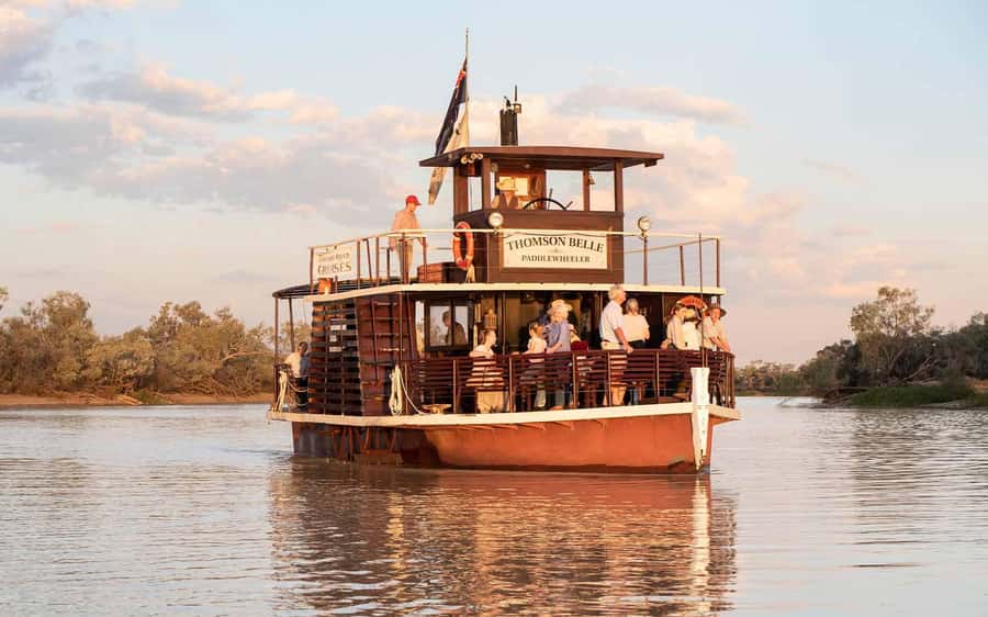 Longreach: Sunset Paddlewheeler Cruise, Show and Dinner - A paddlewheeler, campfire dinner, and the Longreach sunset