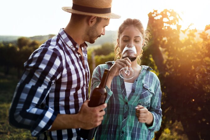 Luxury Hunter Valley Wildlife & Wine Tasting Tour from Sydney - Lunch at Oaks Cypress Lakes Resort (or similar): good refuel, with a tradeoff