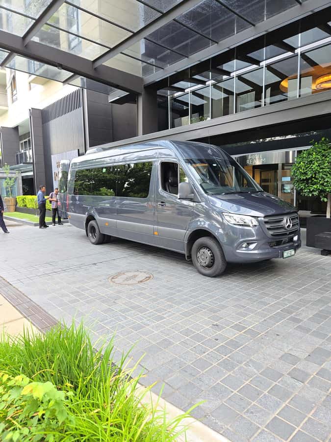 Luxury Private Great Ocean Road Tour – Up to 14 Guests - Twelve Apostles: photo angles, short walks, and how to avoid the time crunch