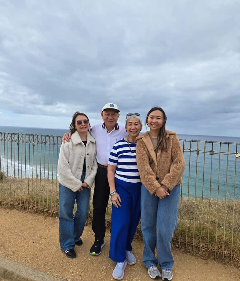 Luxury Private Great Ocean Road Tour – Up to 14 Guests - Loch Ard Gorge: shipwreck drama meets real rock formations