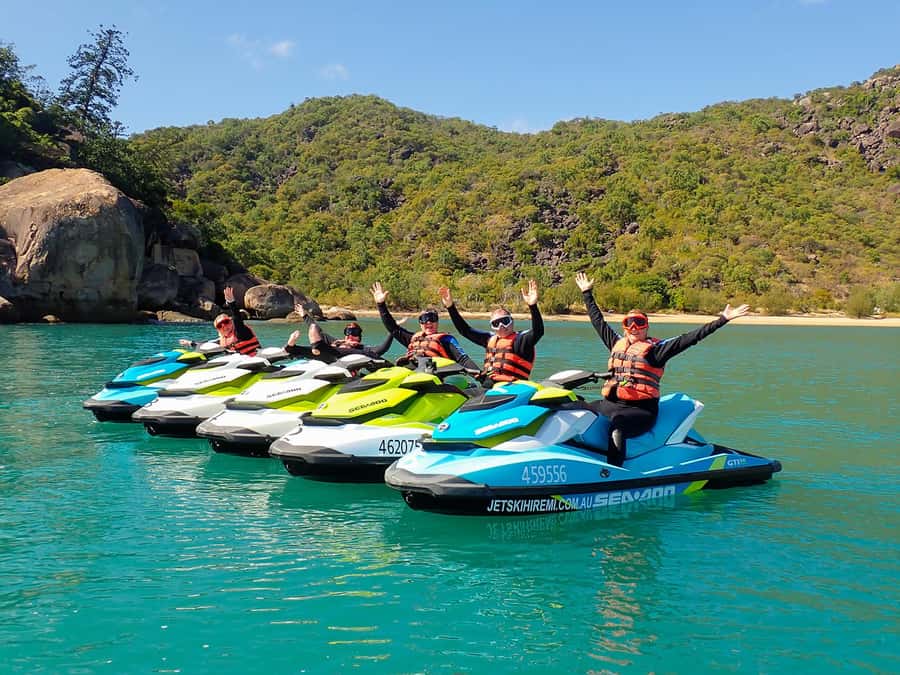 Magnetic Island: 5 Beach Bay Jet Ski Tour - Meeting at Horseshoe Bay, then getting your sea legs fast