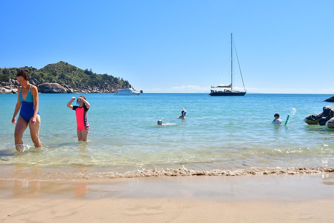 Magnetic Island: Lunchtime Sailing Cruise - Lunch On Board: Local Seafood Grazing With Wine And Beer