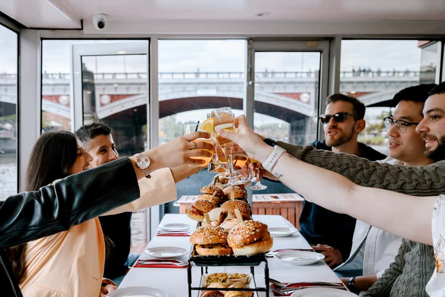 Melbourne: 2-Hour Bottomless Brunch Cruise - Why this Yarra River bottomless brunch feels like a proper Melbourne afternoon