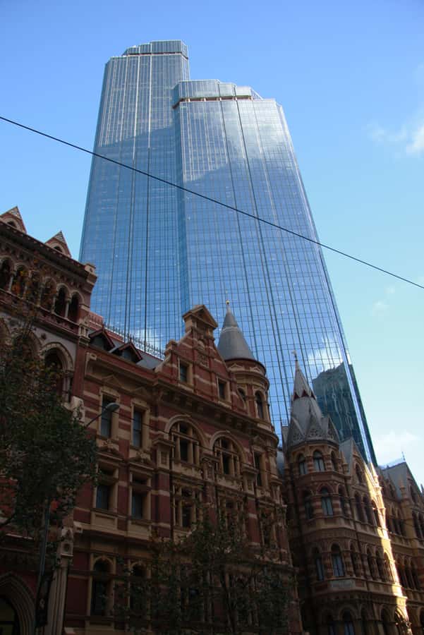 Melbourne 3-Hour Small Group Tour with Beach Boxes - Queen Victoria Market and the Royal Exhibition Building Stop