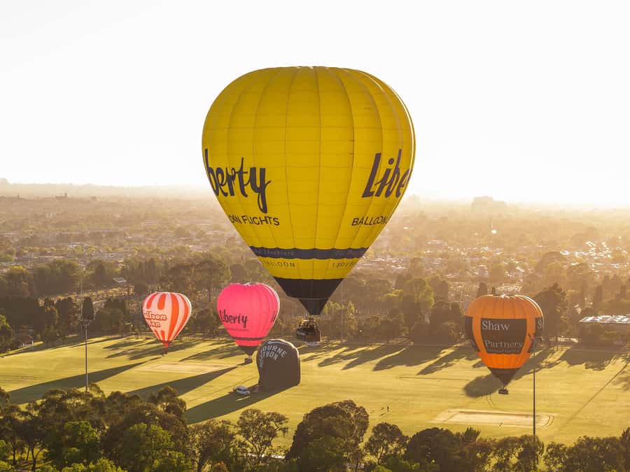 Melbourne: Balloon Flight at Sunrise with Breakfast - Sunrise Over Melbourne From the Windsor Hotel Pickup
