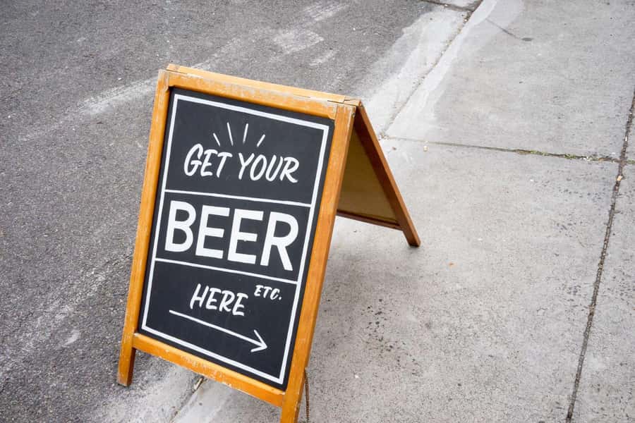 Melbourne Beer Tour – Hidden Bars & Local Brews - Tram time like a local, Myki included in your planning