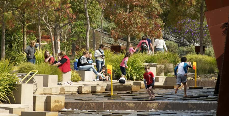 Melbourne City Surrounding Sightseeing Tour - Queen Victoria Market: local produce and craft shopping, fast