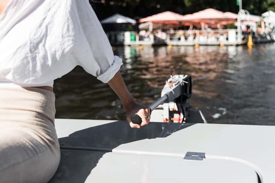 Melbourne: Electric Picnic Boat Rental on the Yarra River - Picking a Picnic That Fits the Boat