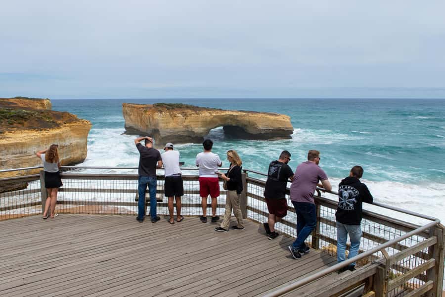 Melbourne: Great Ocean Road Extended–Top Stops&London Bridge - Morning start at Great Ocean Road Chocolaterie and Ice Creamery