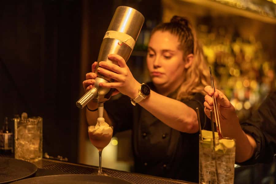 Melbourne: Local Laneway Bars and Their Stories - Why Melbourne’s laneway bars feel like a city skill, not a trend