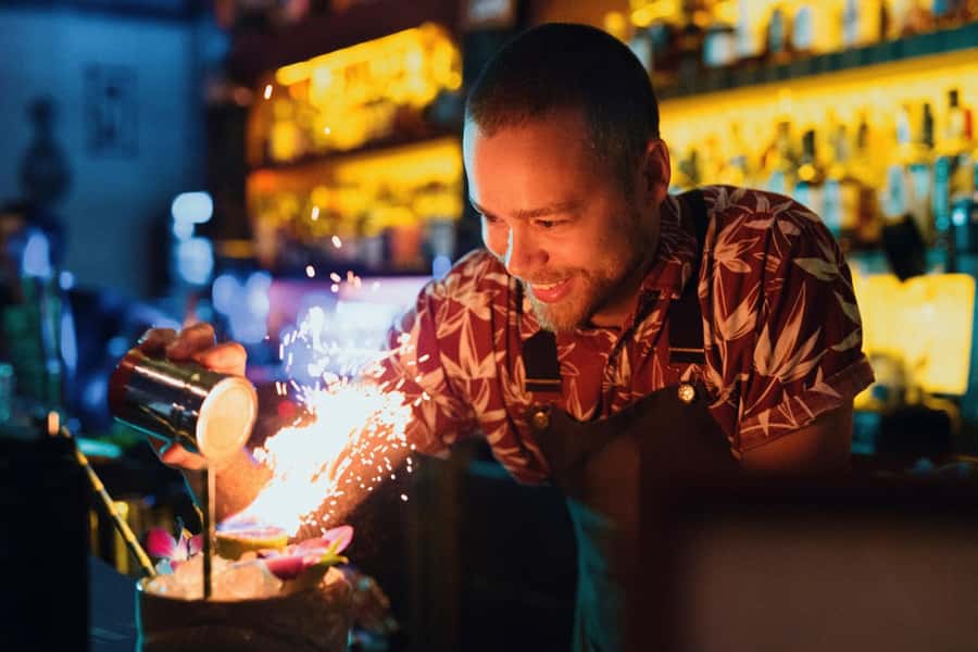 Melbourne: Local Laneway Bars and Their Stories - What the guide adds: stories, pace, and tailored recommendations
