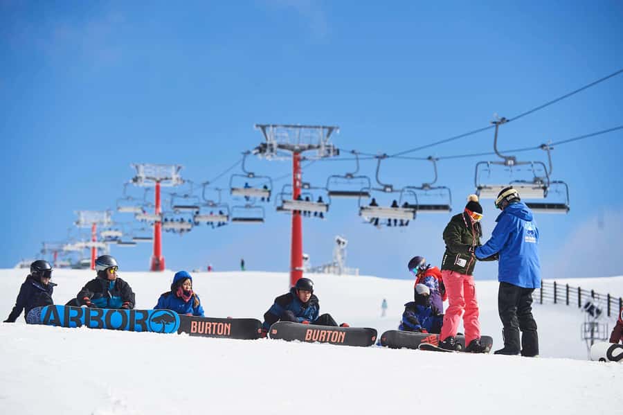 Melbourne: Mt Buller Snowy Escape Trip - 6 Hours of Snow Fun - Snow Gear, Ski Lessons, and Realistic Options for First-Timers