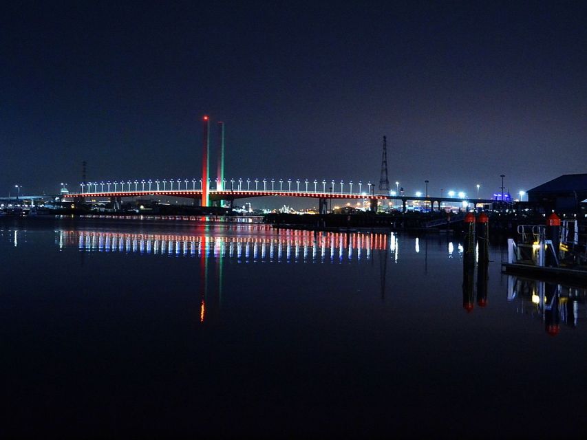 Melbourne: Nighttime Private City Tour with Transfer & Stops - Marvel Stadium and Docklands: stadium lights plus break time