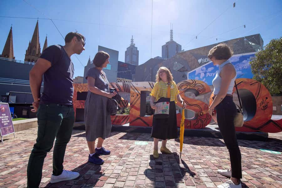Melbourne: Original Lanes & Arcades Walk (max 8 guests only) - The included chocolate tasting and seated drink stop