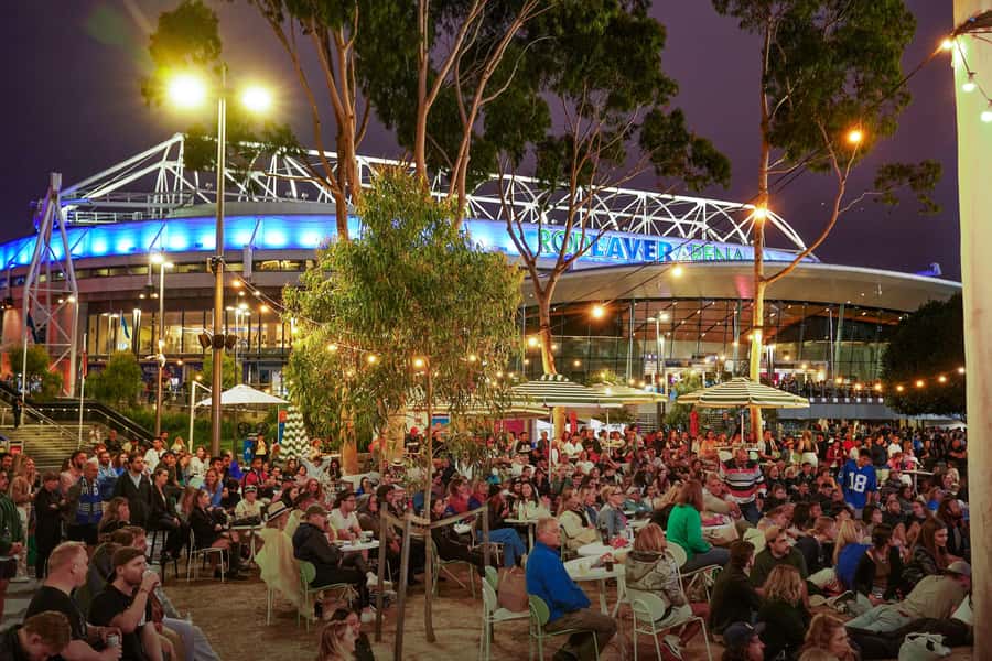 Melbourne Park Tennis Sporting Experience - Olympic Sporting Precinct Walk: Football Codes in One Route