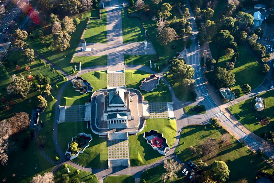 Melbourne: Private City & Beaches Helicopter Ride - St Kilda and the Coastline, Including Boardwalk and Luna Park
