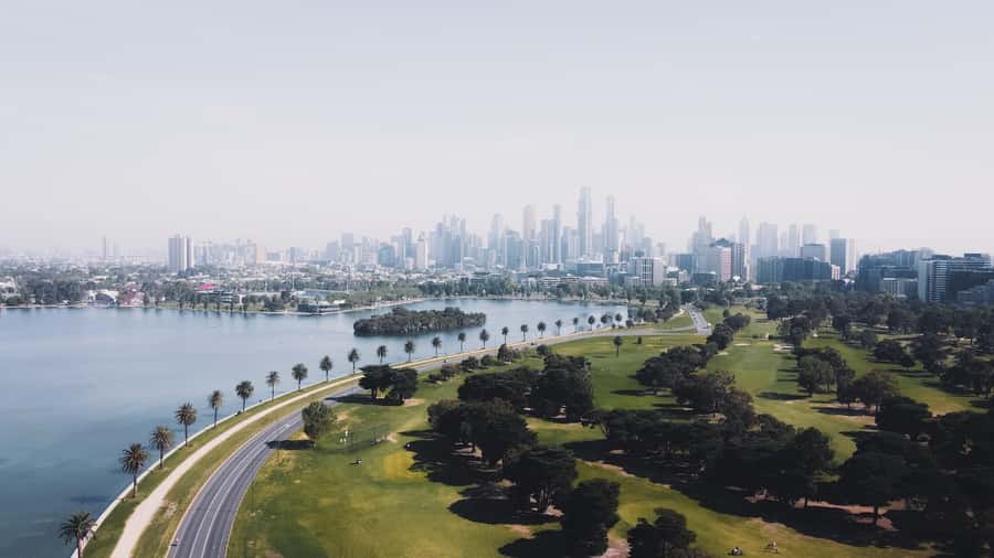 Melbourne: Private Melbourne City Tour with Stops - A 150-minute Melbourne route that gives you order fast
