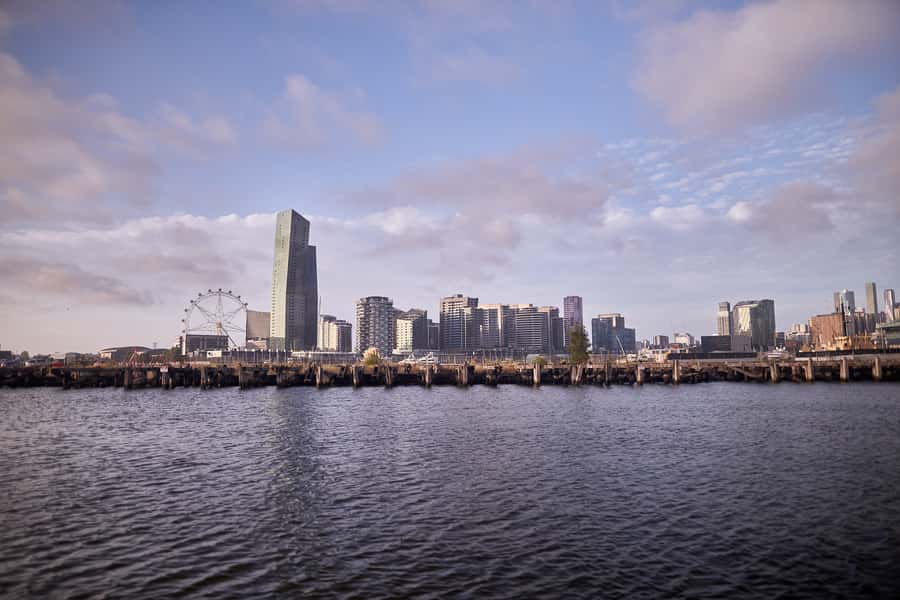 Melbourne Scenic Sunset Cruise with Bar & City Views - The Golden Hour Timeline: Boarding and When the Views Actually Hit