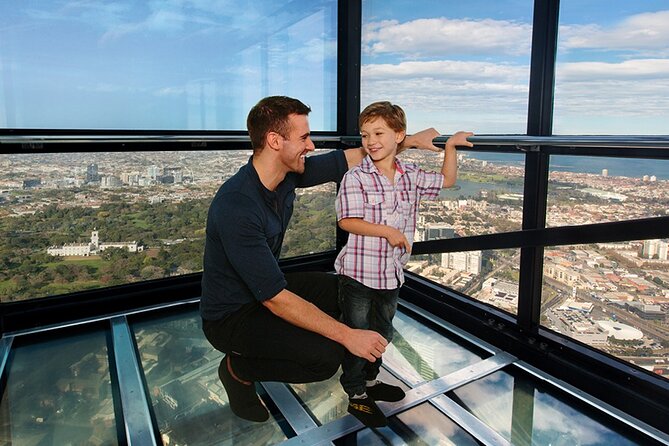 Melbourne Skydeck Packages - Bar 88 access and drinks packages: where the pacing improves