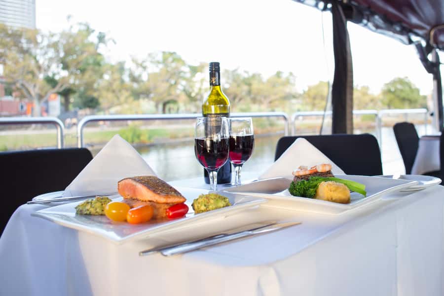Melbourne: Spirit Of Melbourne Yarra River Lunch Cruise - What the atmosphere is like on board