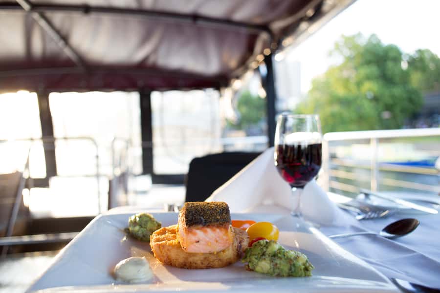 Melbourne: Spirit Of Melbourne Yarra River Lunch Cruise - Price and what you’re actually paying for