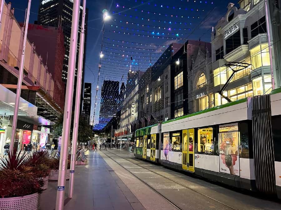 Melbourne: Spirits and Ales Haunted Pub Walking Tour - A scandalous members’ club, a haunted bookshop, and occult knowledge
