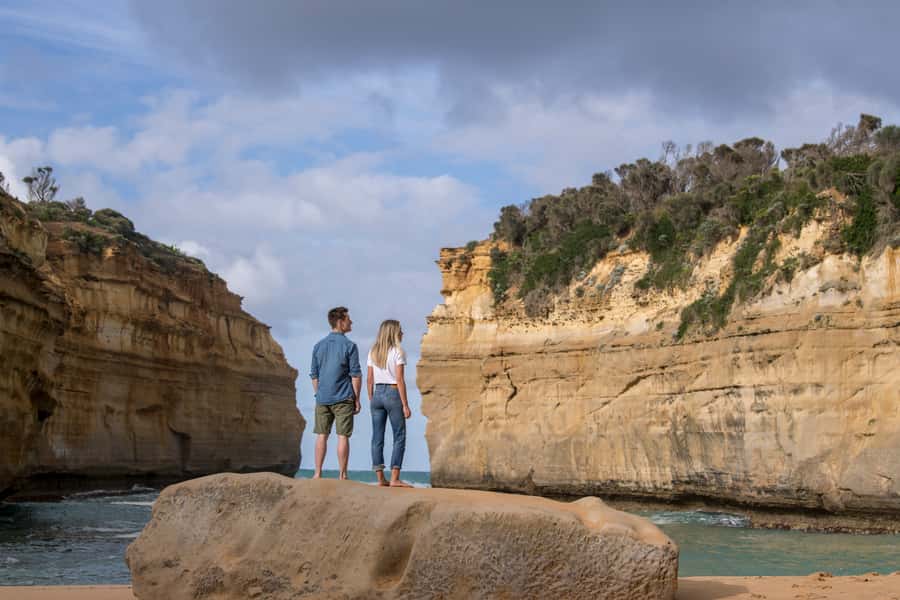 Melbourne to Adelaide: 2-Day Great Ocean Road Grampians Tour - Great Otway National Park rainforest walk: Melba Gully or Maits Rest