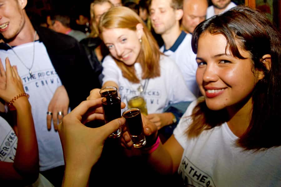 Melbourne: Weekly Bar Crawl: 5 Free shots, Club Entry - Meeting point inside the venue, not out on the street