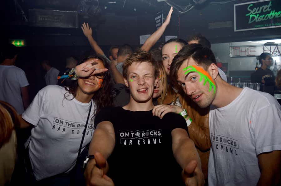Melbourne: Weekly Bar Crawl: 5 Free shots, Club Entry - Solo traveler friendly, and great when you want new friends