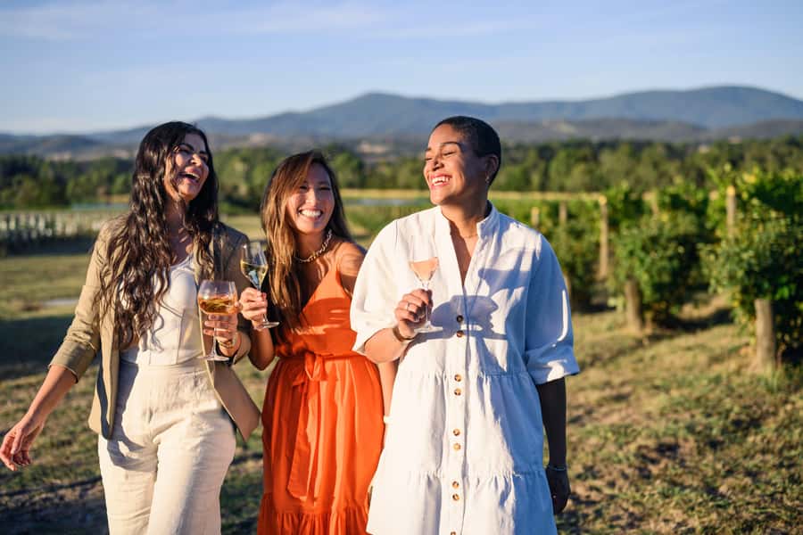 Melbourne: Yarra Valley Wine Bubbles & Kangaroos Tour - Price and Value at About $123: What You Get for the Money