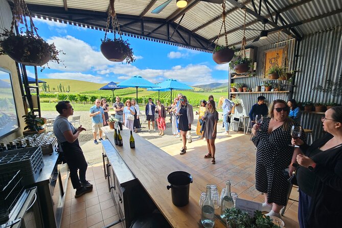 Melbourne: Yarra Valley Wine, Gin, Whisky and Chocolate Tour - Warrandyte detour to warm up your eyes