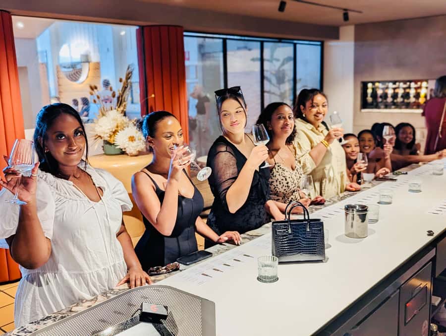 Melbourne: Yarra Valley Wine Tour + Lunch & Gin/Beer Option - Guides, group energy, and what to expect from the human factor