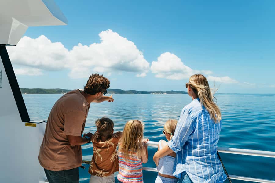 Moreton Island: Tangalooma Day Trip with Desert Safari - Pool Time, Beach Time, and Free-Flow Options