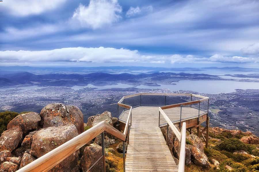 Mt Wellington: Ultimate Experience from Hobart - From the Hobart waterfront to South Hobart, the ride is part of the experience