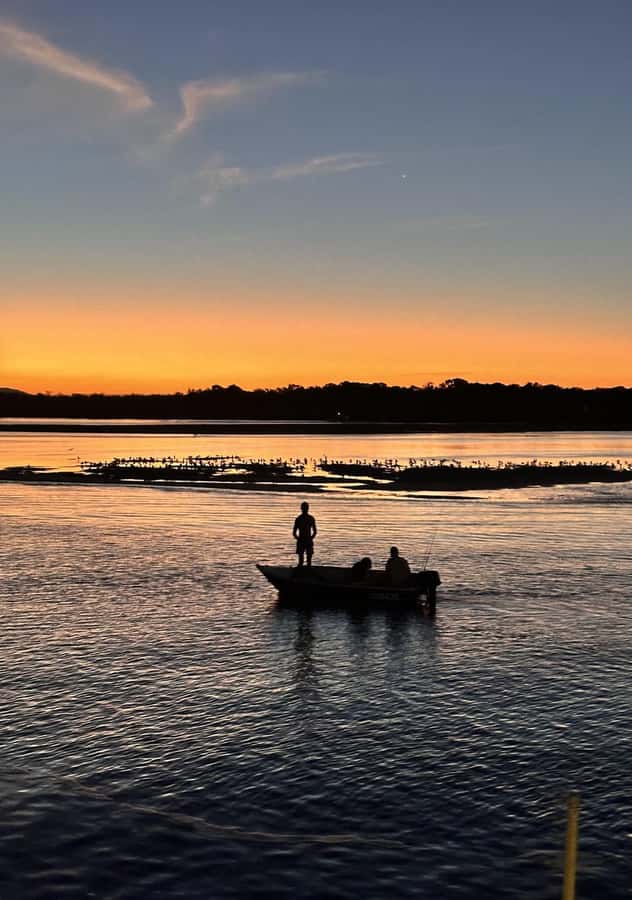 Noosaville: Noosa River Sunset Cruise - Skipper stories and cruisy tunes, not a formal lecture