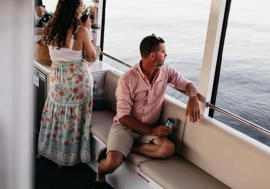 Noosaville: Noosa River Sunset Cruise - Timing and what to bring so it feels effortless
