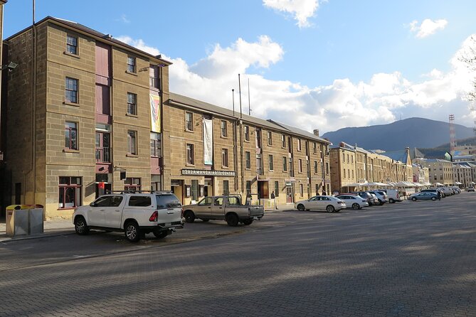 Old Hobart Pub Walking Tour - The timeline theme: 200-plus years of alcohol, docks, and trouble