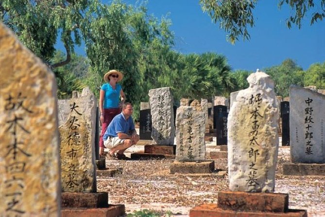 Panoramic Sightseeing Bus Tour - Discover Broome! - Roebuck Bay: lookout views plus the Indigenous statue