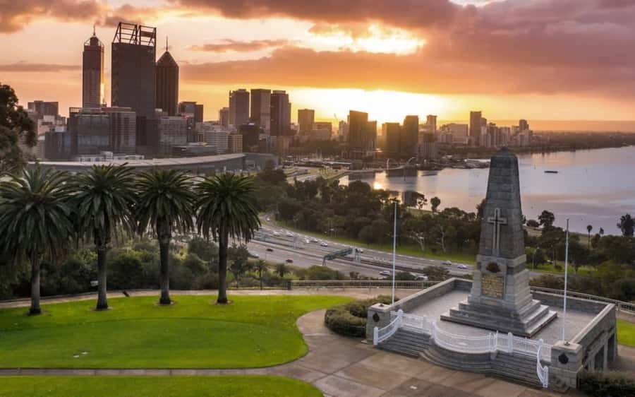 Perth & Fremantle Small-Group Tour with Swan River Cruise - Pickup, Timing, and the One Ending Point You Must Plan For