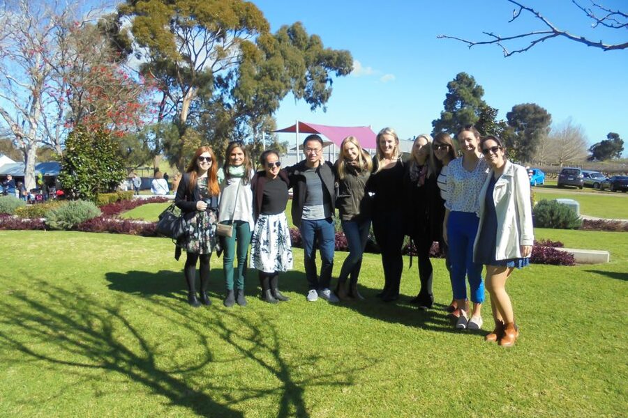 Perth: Full Day Swan Valley Cruise & Wine Tasting With Lunch - Whistler’s Chocolate Company: The Sweet Finish (Plus a Little Shopping)