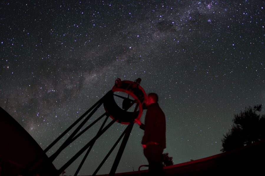 Perth: Gravity Discovery Centre Nighttime Experience Ticket - Laser tour of the constellations, the easiest way to learn the sky