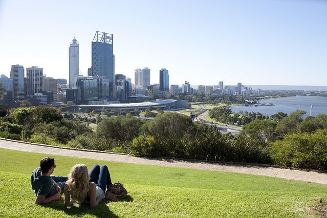 Perth Hop-On Hop-Off Bus Tour - When buses get delayed, how to protect your plans