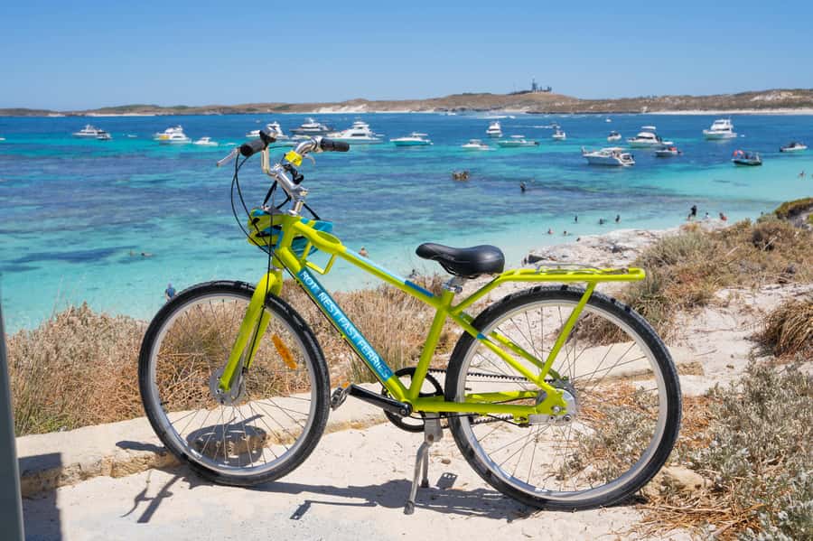 Perth: Rottnest Island Ferry, Bike, Coffee & Lobster Roll - Ferry to Rottnest: how the day starts on sea-breeze time