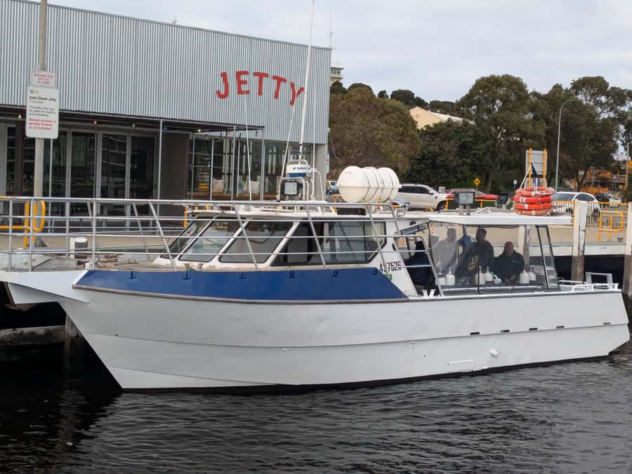 Perth: Rottnest Island Scuba Diving Day Trip-Certified Diver - Gear rules, wetsuit tips, and what to bring from Perth