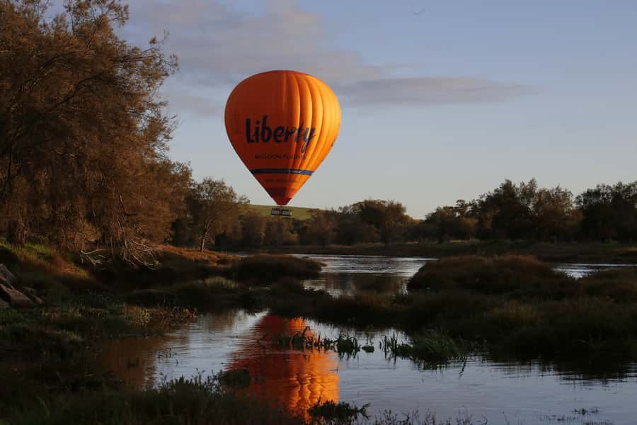 Perth to Northam: Balloon flight including shuttle bus - Where you start in Perth: Burswood Park Board, Glenn Place
